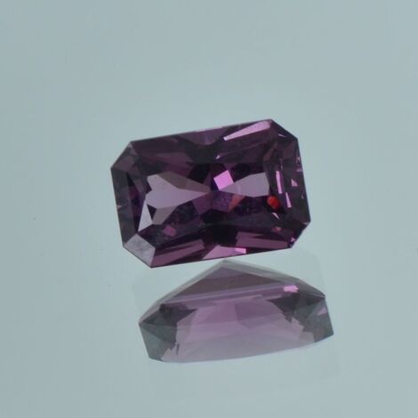Spinel octagon purple untreated 5.22 ct.